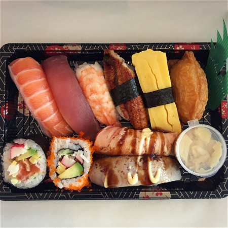 115. Sushi Box - 10 stuks